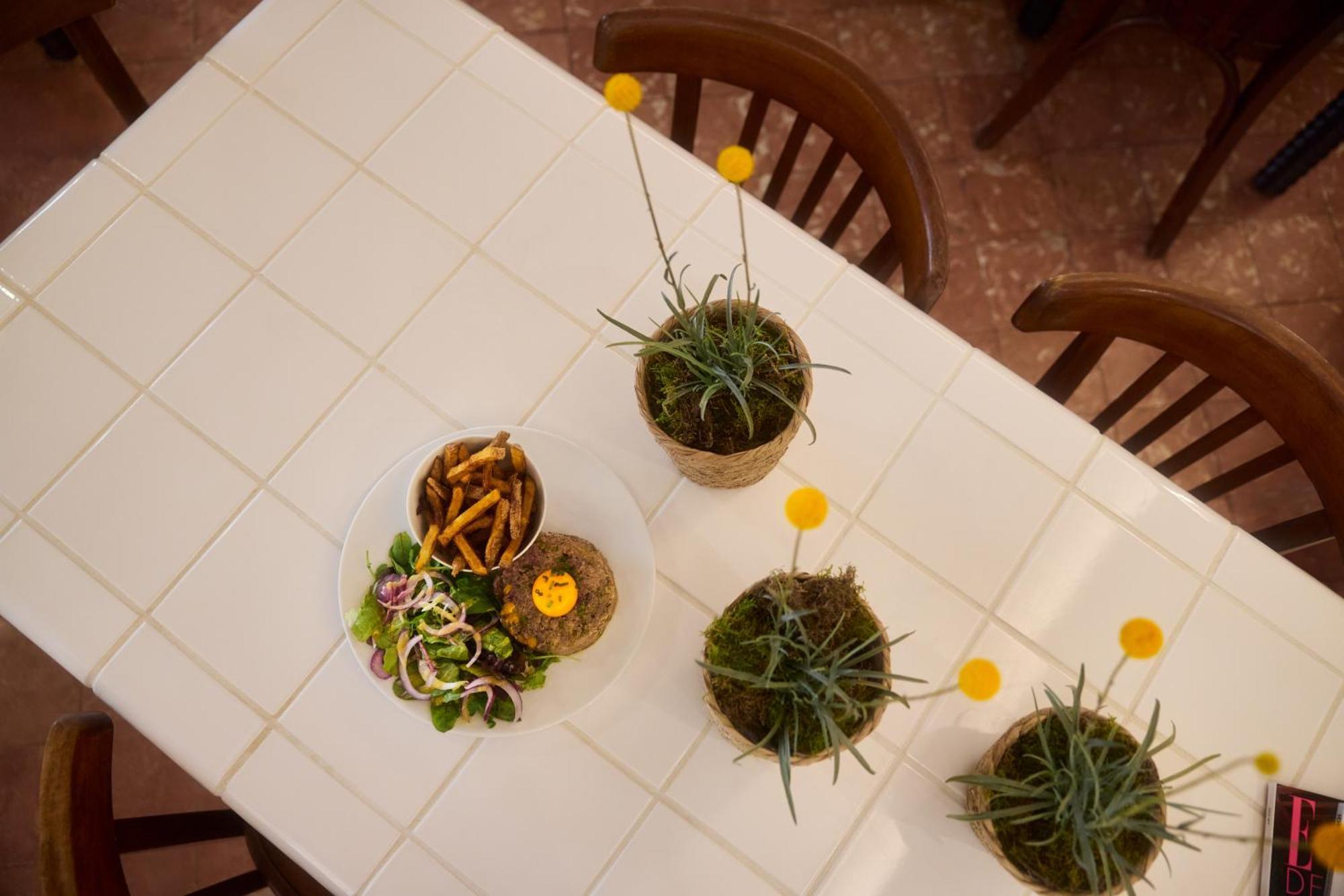 Hotel Restaurant Le Botaniste 普拉斯·德·莫罗·拉普尔 外观 照片